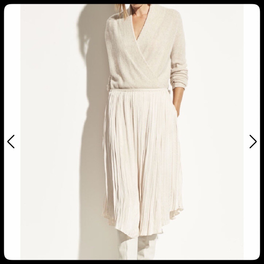 VINCE Pleated MIDI Skirt